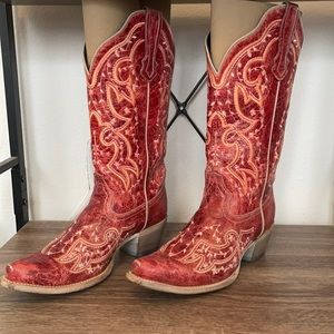 COPY - Barely worn red cowgirl boots